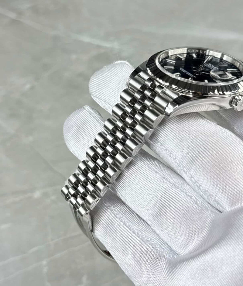 2024 Rolex Datejust 41 Blue 126334 - Image 4