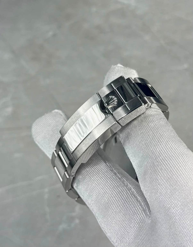 2022 Rolex GMT-Master II Batman 126710BLNR - Image 6