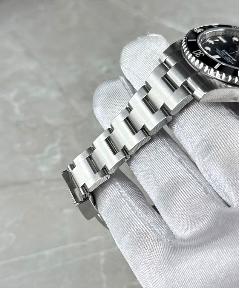 2019 Rolex Submariner Date 116610LN - Image 4