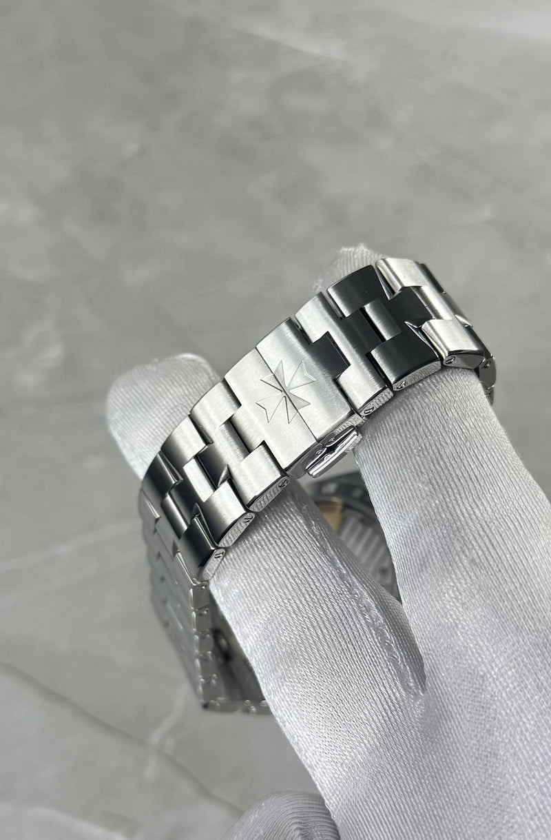 2019 Vacheron Constantin Overseas 4500V/110A - Image 6