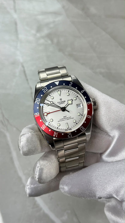 Tudor Black Bay GMT Opaline