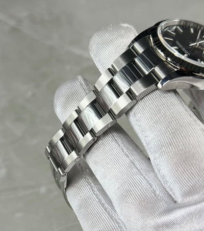 Rolex Datejust 36 Black Fluted Oyster