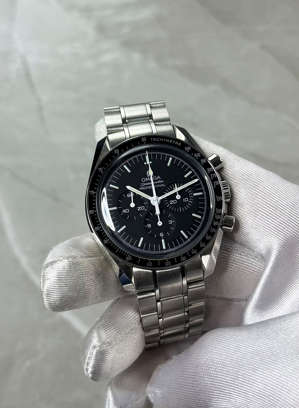 Omega Speedmaster Hesalite