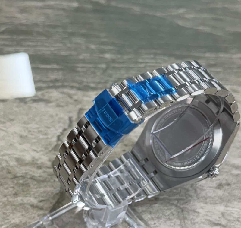 2025 Tudor Day Date Diamond Ref. m28600 - Image 5