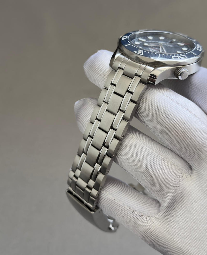 2022 Omega Seamaster 300m Ref. 210.30.42.20.03.001 - Image 4