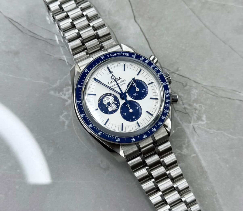 2024 Omega Speedmaster Snoopy Steel 310.32.42.50.02.001 - Image 1