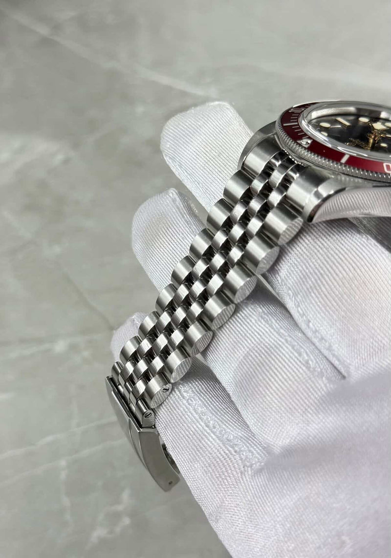 2023 Tudor Black Bay 41 Burgundy Heritage 7941a1a0ru - Image 5