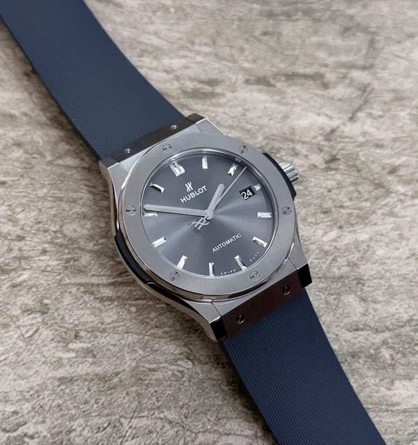 2025 Hublot Classic Fusion 511.nx.7071.rx