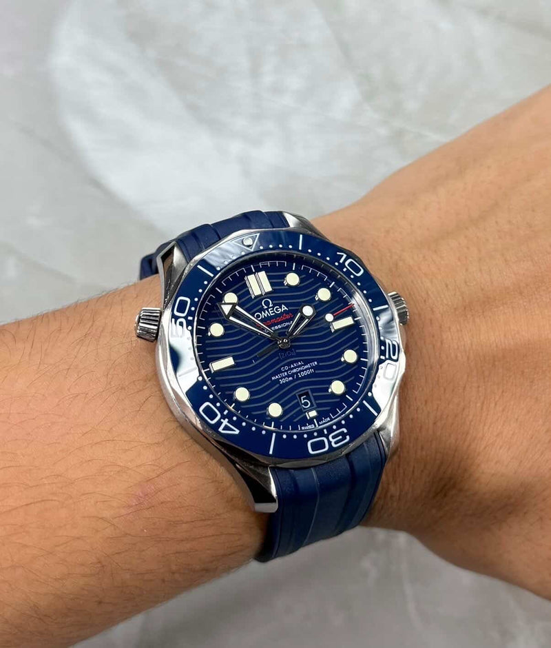 2019 Omega Seamaster 300M Blue 210.30.42.20.03.001 - Image 3